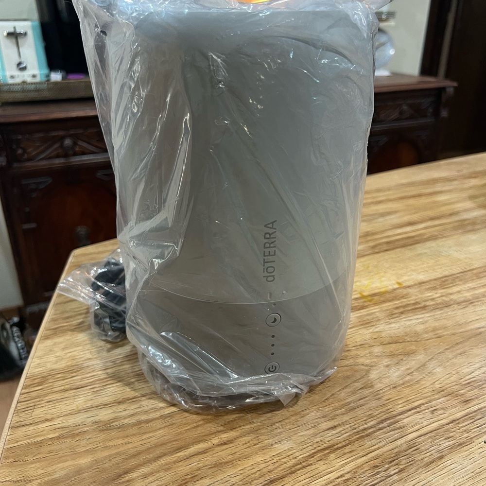 NWT doTERRA Dawn Aroma Humidifier - Sleek Gray - Picture 3 of 5